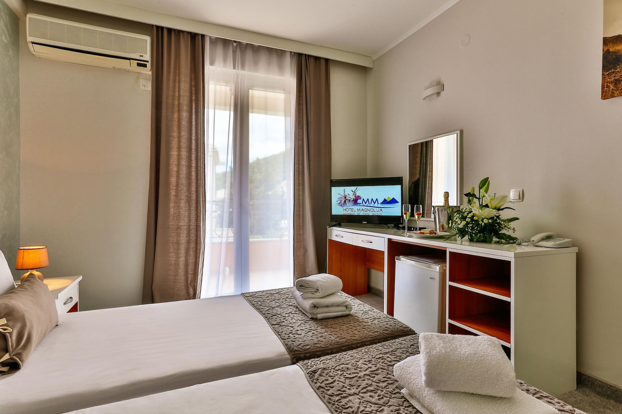 Hotel Magnolija Bečići المظهر الخارجي الصورة