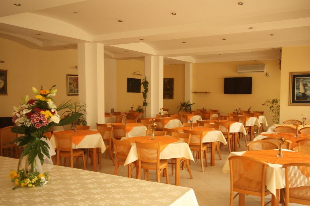 Hotel Magnolija Bečići المظهر الخارجي الصورة