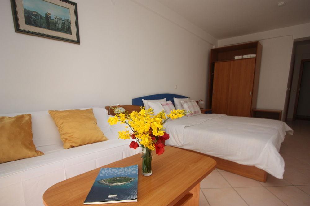 Hotel Magnolija Bečići المظهر الخارجي الصورة